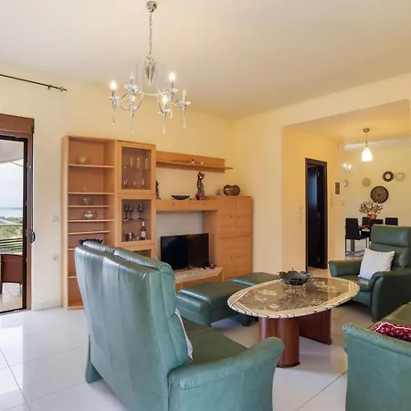 Roula 3br Seaview In Chania