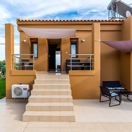 Roula 3br Seaview In Chania *