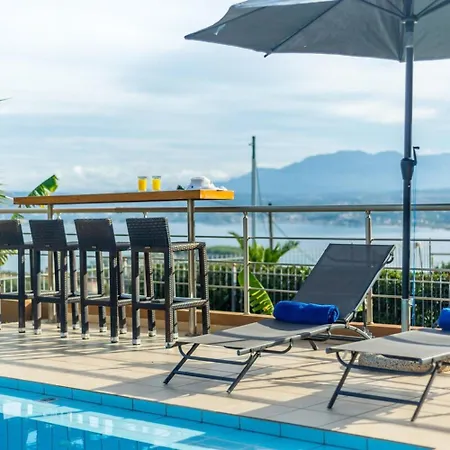 Roula 3br Seaview In Chania