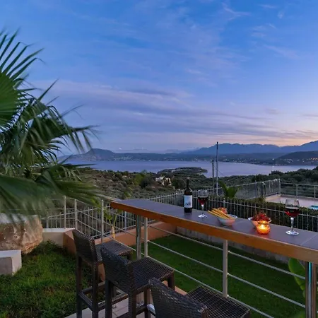 Roula 3br Seaview In Chania * Στέρνες
